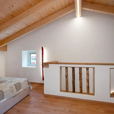 Thari House Dolomiti * Piaia (San Tomaso Agordino, Belluno)