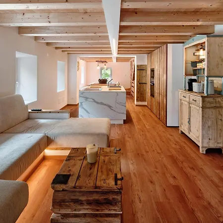 Thari House Dolomiti 度假居 *