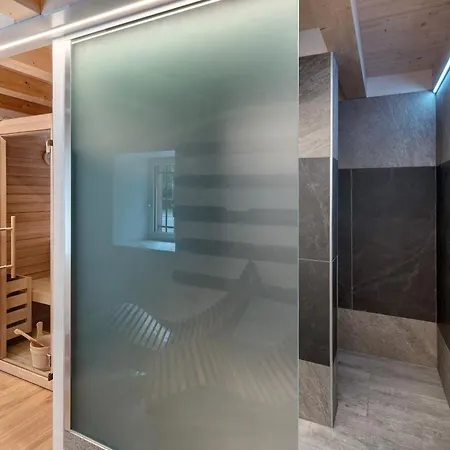 Semesterbostad Thari House Dolomiti Piaia (San Tomaso Agordino, Belluno)