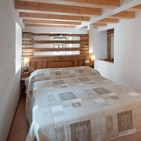 Thari House Dolomiti Piaia (San Tomaso Agordino, Belluno)